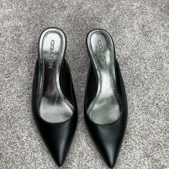Beautiful Coach Black mule kitten pumps size 7.5 - Picture 1 of 9